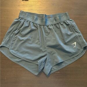 Gymshark shorts (M)